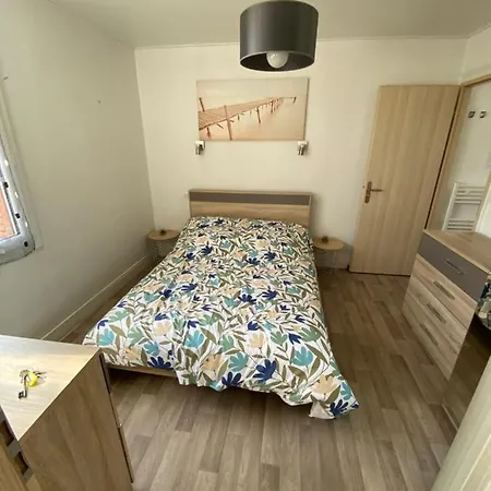 2 Pièces Quartier Belle époque Appartement