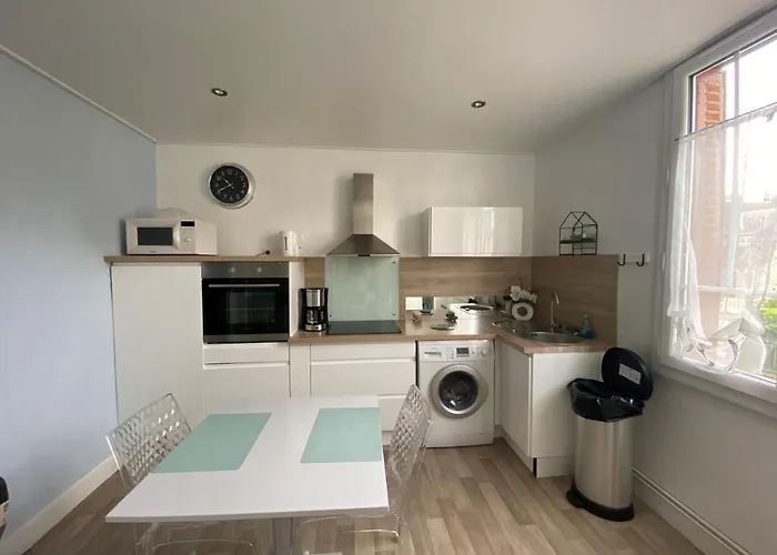 2 Pieces Quartier Belle Epoque * Bagnoles de l'Orne Normandie